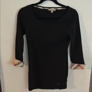 Burberry Black Fitted Top with Cuffed Sleeves